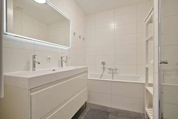 Medium property photo - Céramiquelaan 415, 1031 KG Amsterdam